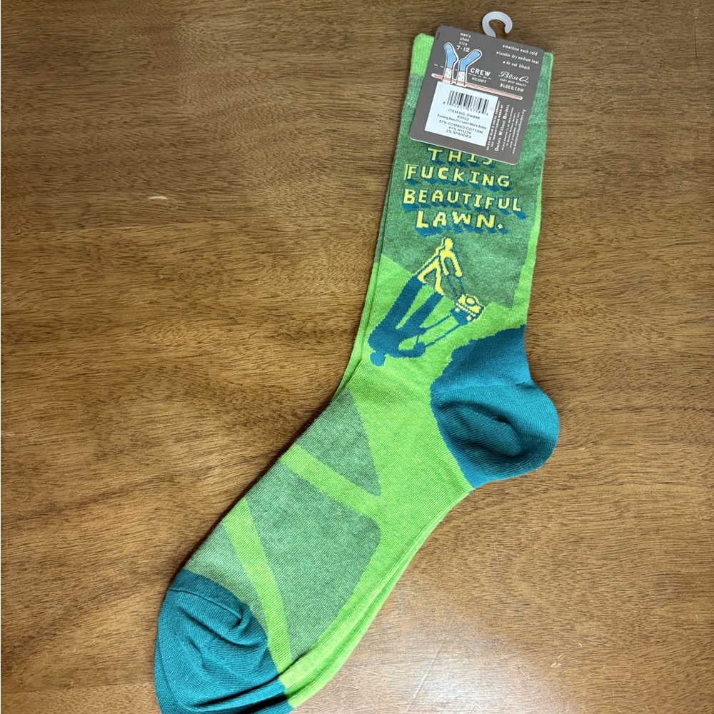 Blue Q Men’s Funny Novelty Crew Socks I Hate this Beautiful Lawn (size 7 - 12)